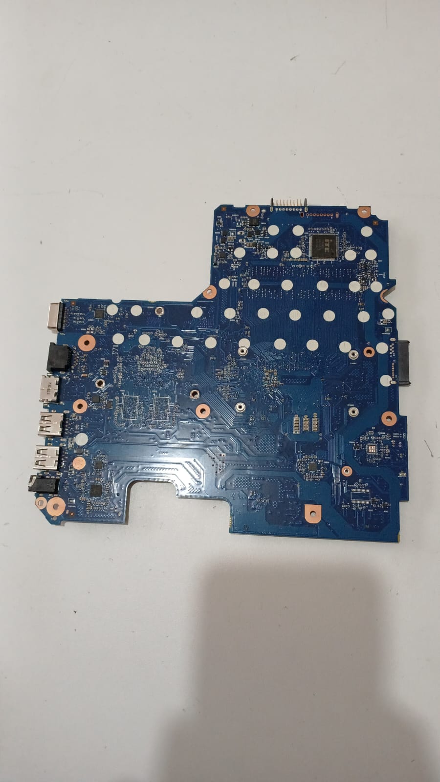 Placa Madre HP 240 G4 14-AC | 839503-601 con Intel Core i3-5005U | SKITTL10 - Image 2