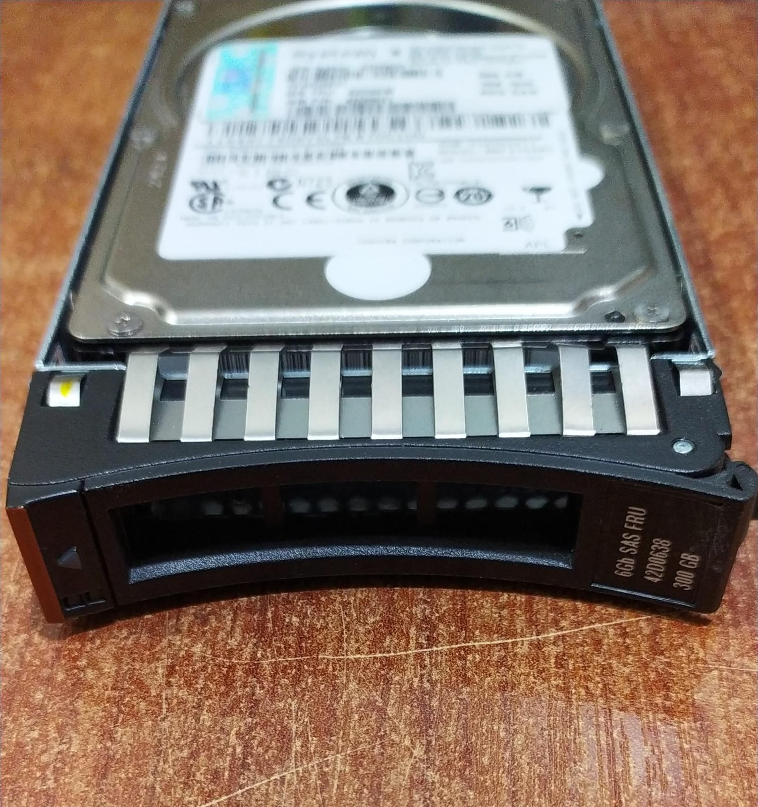Disco Duro HDD | SAS | Toshiba | MBF2300RC | 300GB | 10K RPM 6Gb/s 2.5" SFF Para Servidor - Image 2