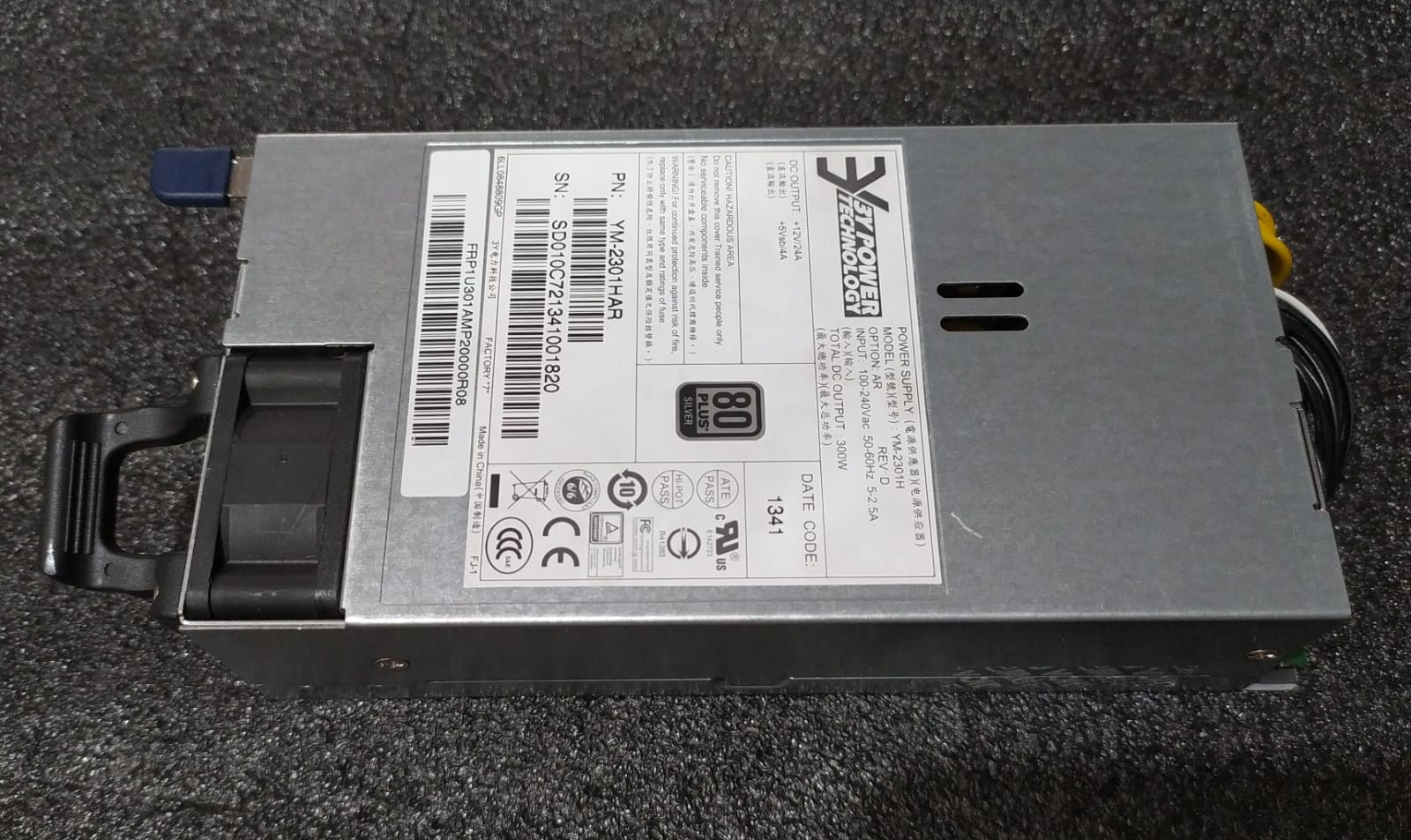 Fuente de Poder 3Y POWER YM-2301H 300W 80 PLUS SILVER para Servidores 1U RACK Compatible