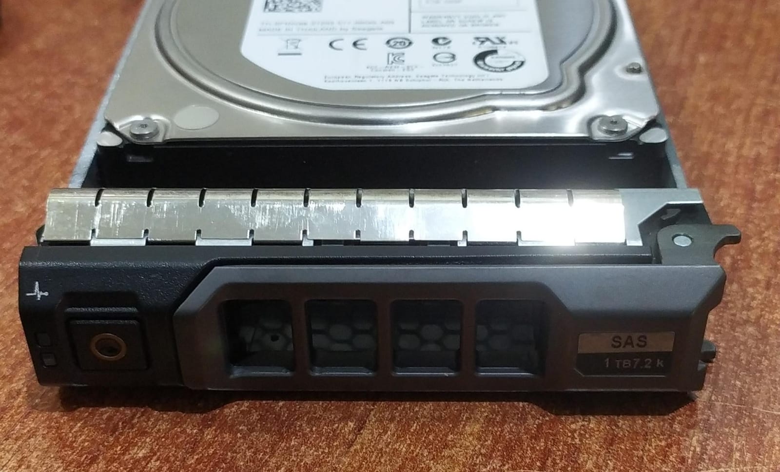 Disco Duro Seminuevo DELL ST1000NM0023 1TB SAS 6Gb/s 7.2K RPM (Compatible PowerEdge) - Image 2