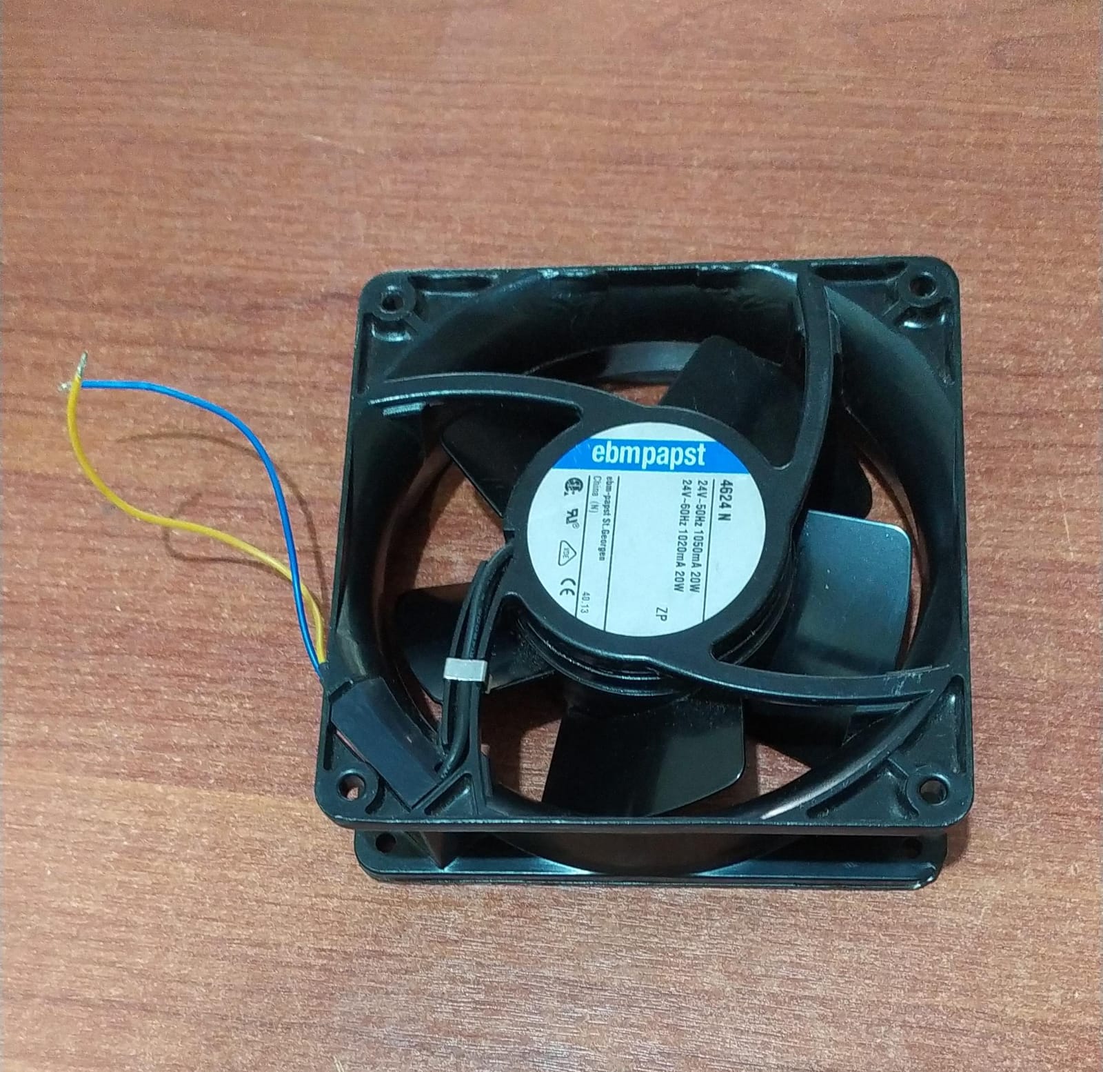 Ventilador Axial EBM-PAPST 4624N 24V 20W | Cable Directo Para Equipos Electrónicos - Image 3