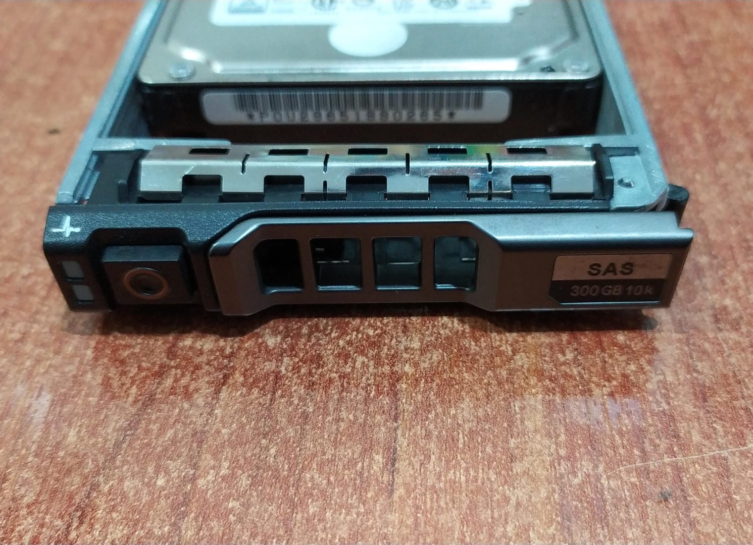 Disco Duro SAS 6 Gbps Dell AL13SEB300 300 GB 10 K RPM – Compatible RAID y servidores - Image 3