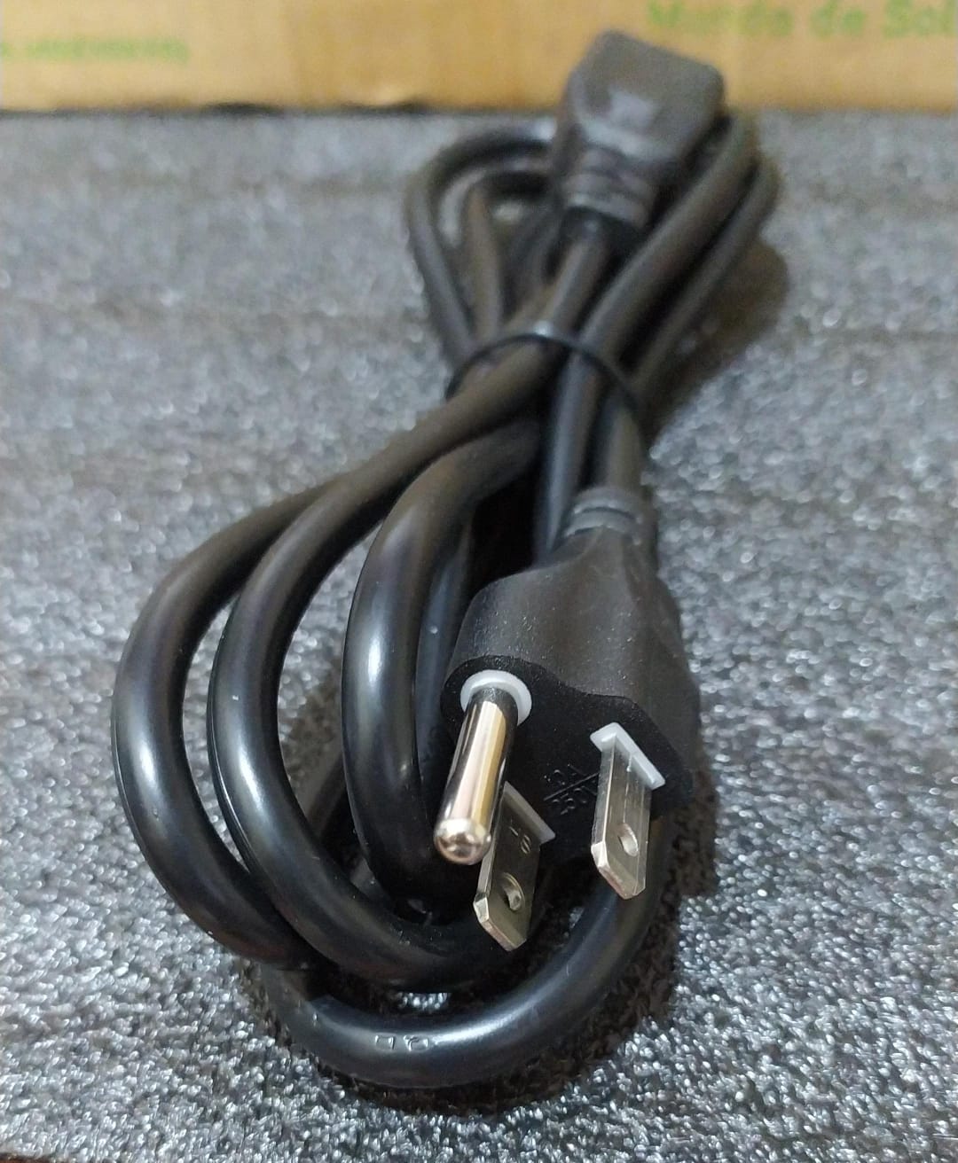 Cable de Poder 1.8m 10A 3 Clavijas para PC, Monitor y Fuente de Poder - Image 2