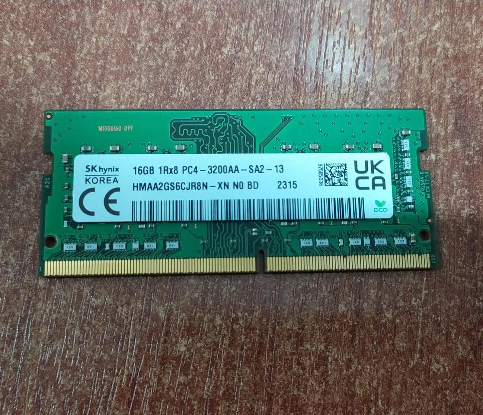 MEMORIA RAM SK HYNIX 16GB DDR4 3200 SODIMM 1Rx8 LAPTOP HMAA2GS6CJR8N-XN