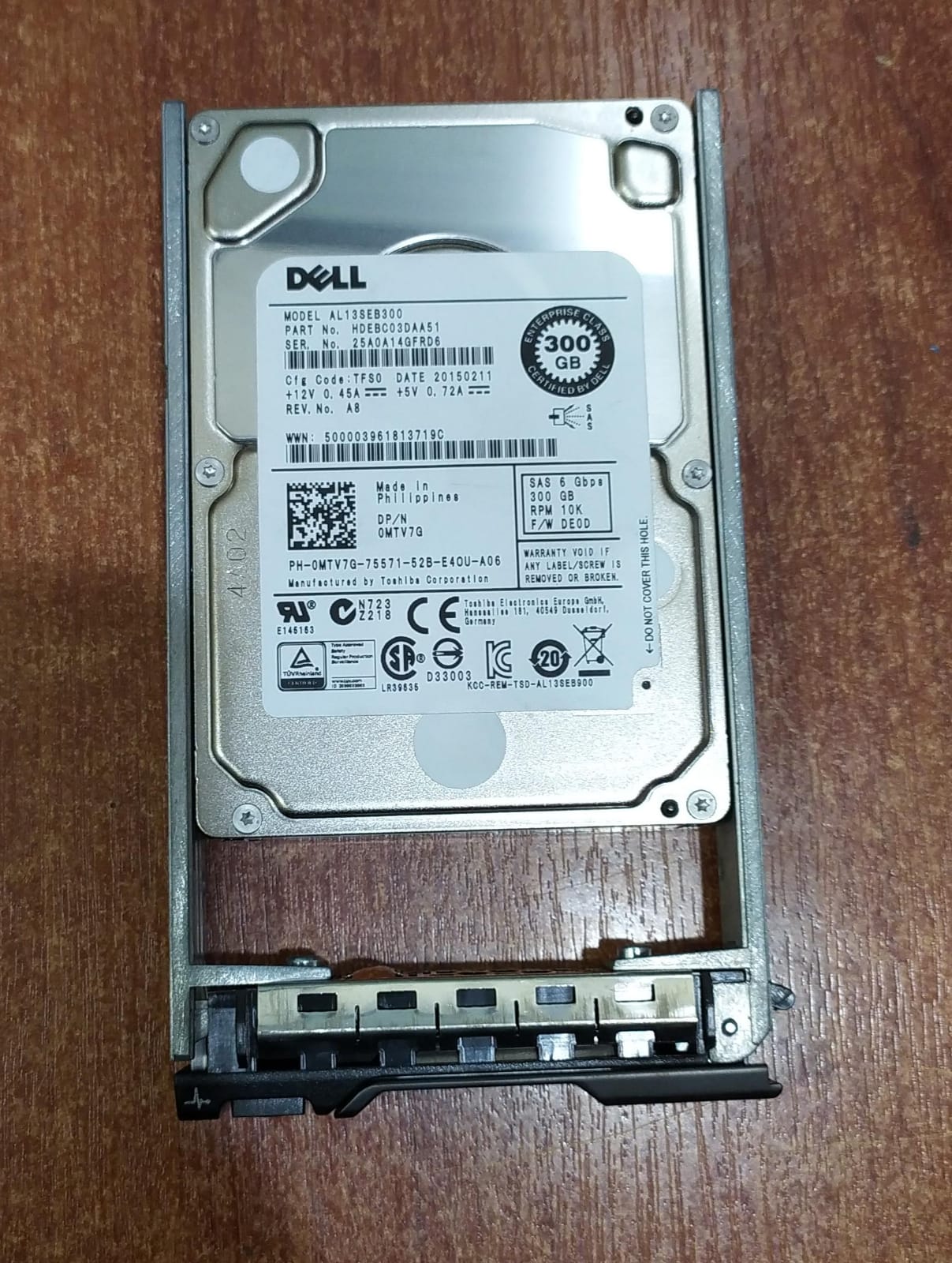 Disco Duro SAS 6 Gbps Dell AL13SEB300 300 GB 10 K RPM – Compatible RAID y servidores