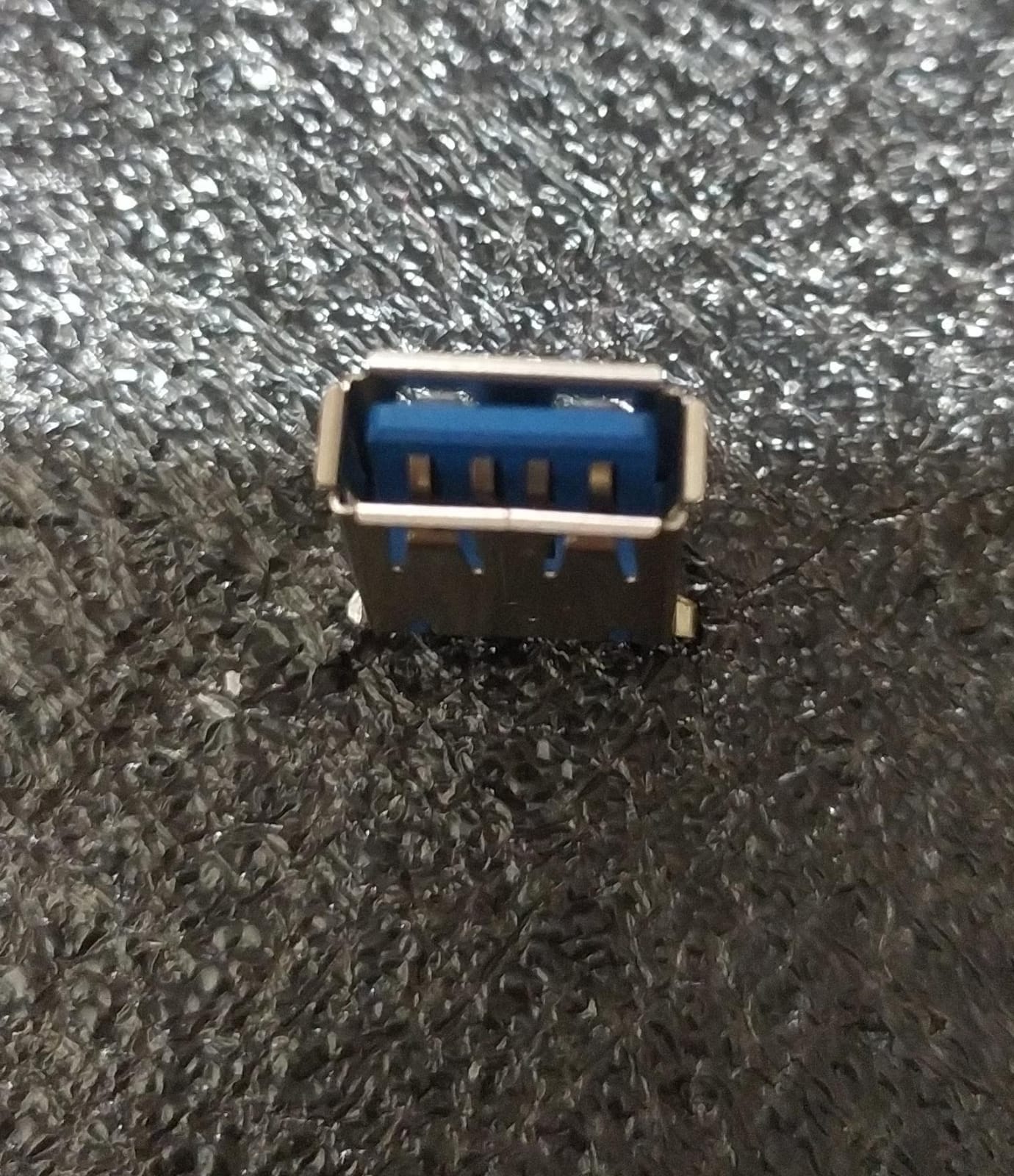 Conector USB 2.0 Tipo A Hembra – Repuesto Funcional - Image 3