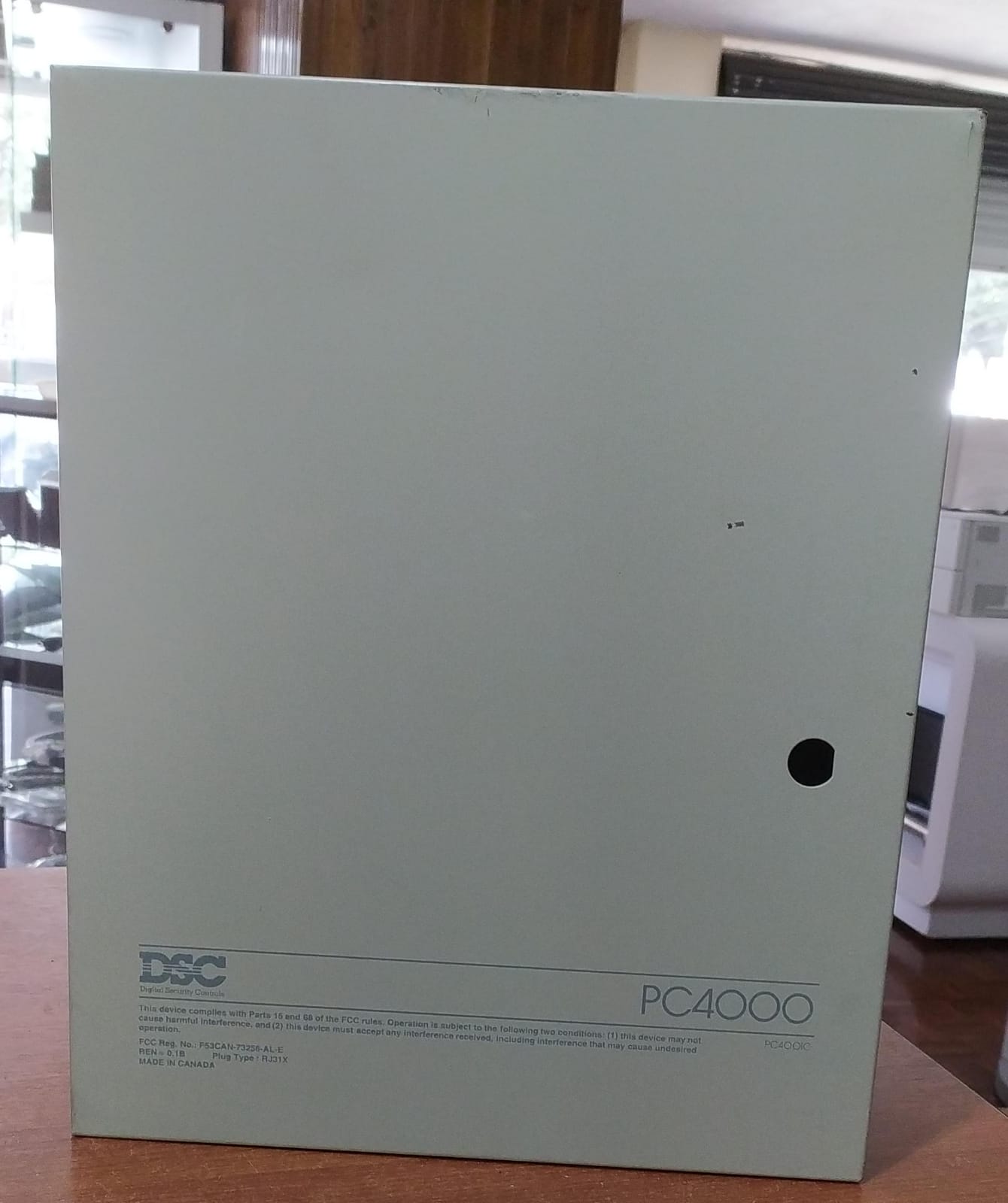 Gabinete Metálico DSC PC4000 para Paneles de Alarma PowerSeries MAXSYS (Seminuevo)