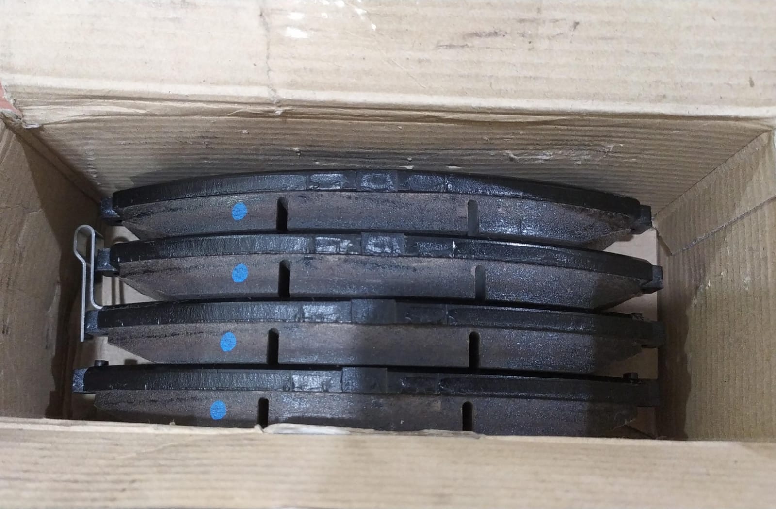 Kit de Pastillas de Freno Nissan D1060-VC290 Cerámico Delantero – para Nissan Patrol GR Y61 - Image 3