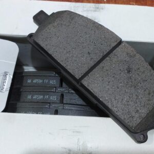 Kit de Pastilla de Freno Nissan 41060-8H386 Genuino OEM (X-Trail Classic 2002-2013, Pathfinder 3.3)