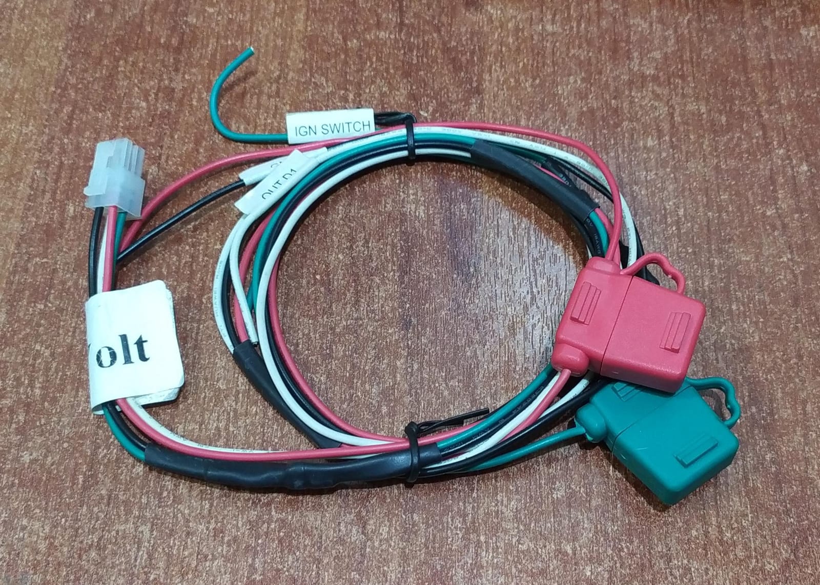 Arnés Eléctrico 12 V con Fusibles blade, conector molex para alarmas, GPS y accesorios automotrices