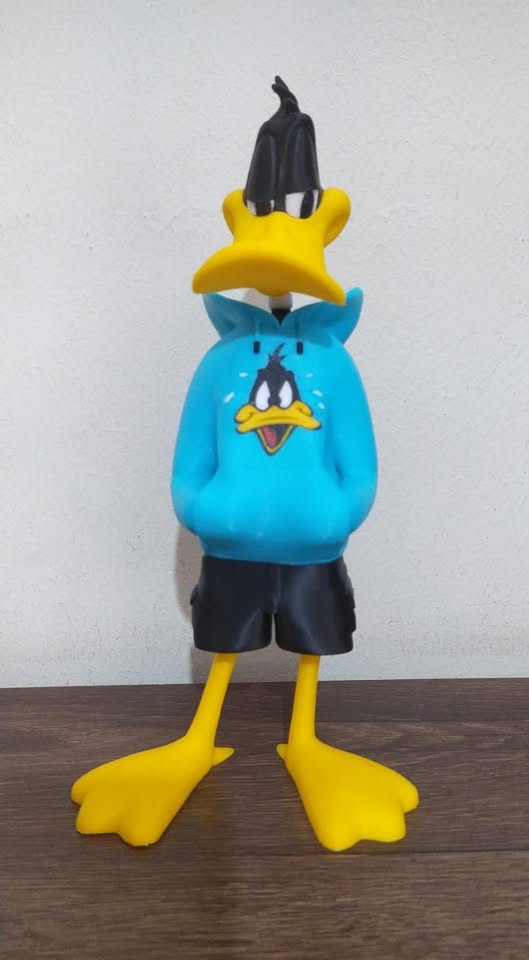 Figura de Pato Lucas Urbano Impreso 3D (altura 28cm)