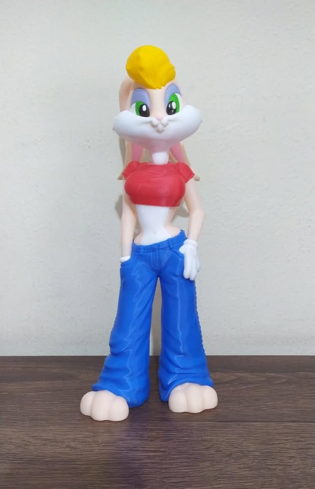 Figura de Lola Bunny Urbana Impresa 3D (altura 28cm)
