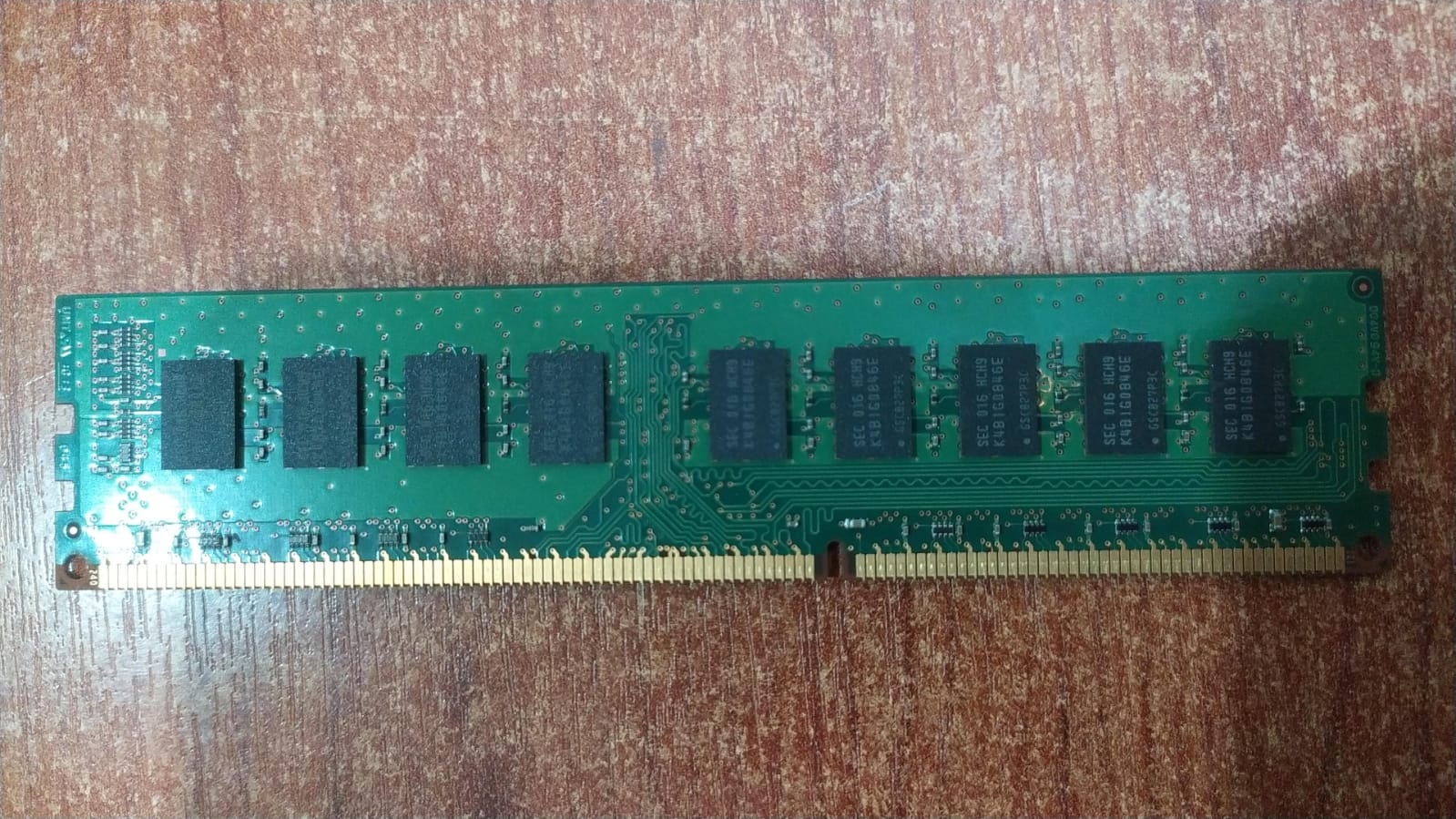 Memoria RAM Samsung M391B5673EH1-CH9 2GB ECC PC3-10600E 1333MHz (2Rx8) Para Servidores - Image 2