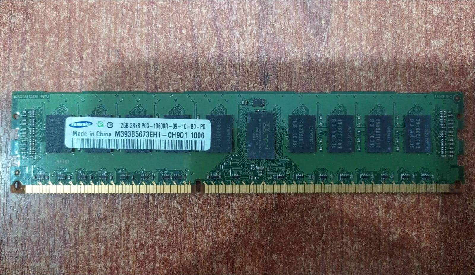 Memoria RAM Samsung M393B5673EH1‑CH9Q1 2 GB ECC Registered PC3‑10600R perfecta para servidores