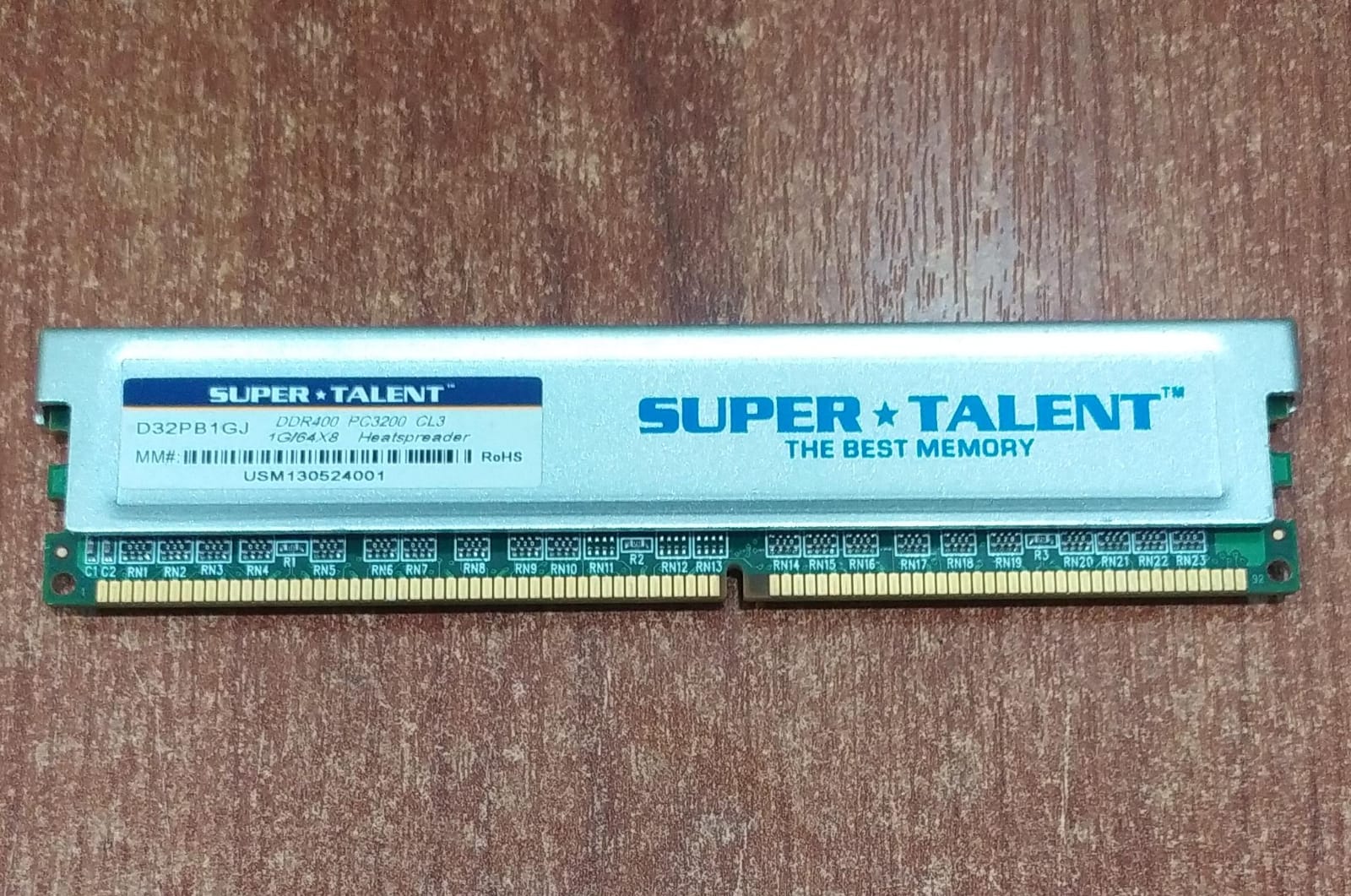 Memoria RAM 1 GB Super Talent D32PB1GJ DDR400 PC3200 CL3 Disipador – Seminueva
