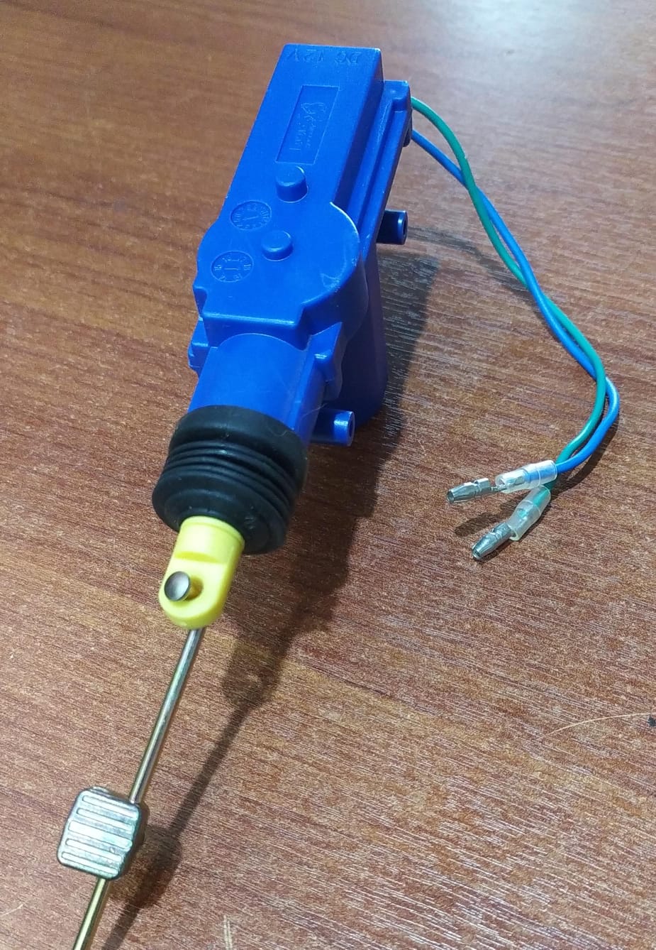 Actuador seguro puerta Dog Security DC 12V universal (varilla 300 mm) para cierre centralizado - Image 2