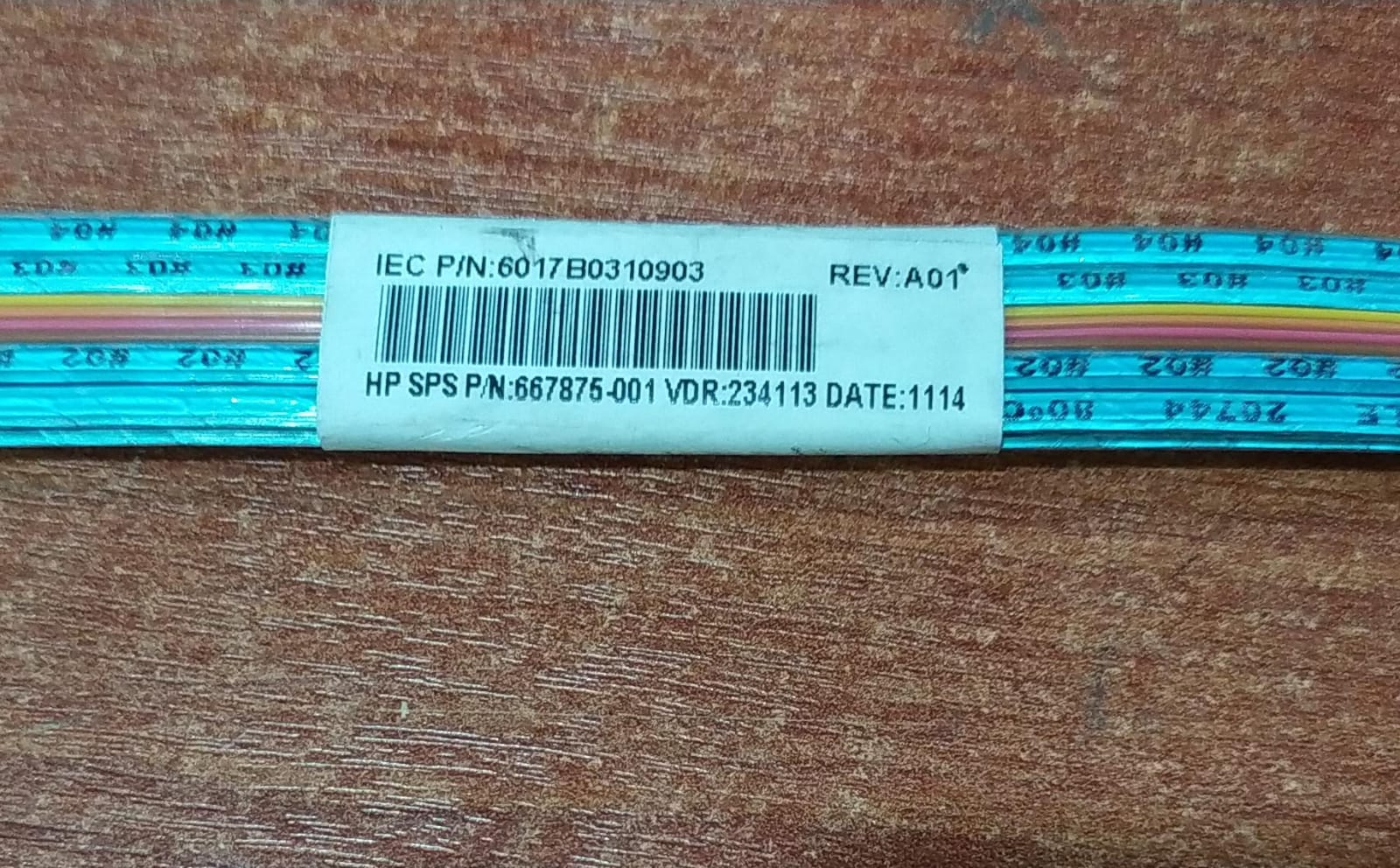 Cable Mini‑SAS HP 667875‑001 / 6017B0310903 – HP ProLiant DL360p Gen8 – 64 cm SFF‑8087 Angular - Image 3