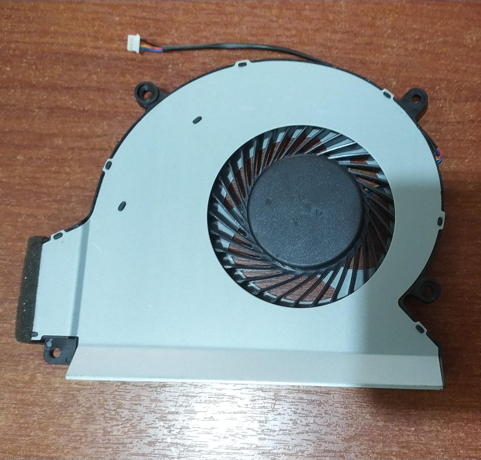 Disipador ventilador FCN 911094-001 DFS310412000T EP 12V 2A – HP EliteOne 800 G3 AIO - Image 2