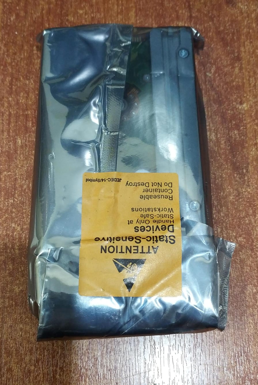 DISCO DURO HGST Ultrastar HUC109030CSS600 146GB SAS 10K 64 MB – Enterprise 2.5″ - Image 2