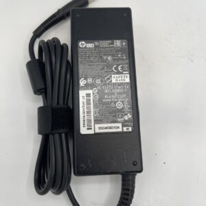 Adaptador de poder HP TPC-LA57 90W seminuevo (para HP Pavilion y All-in-One)
