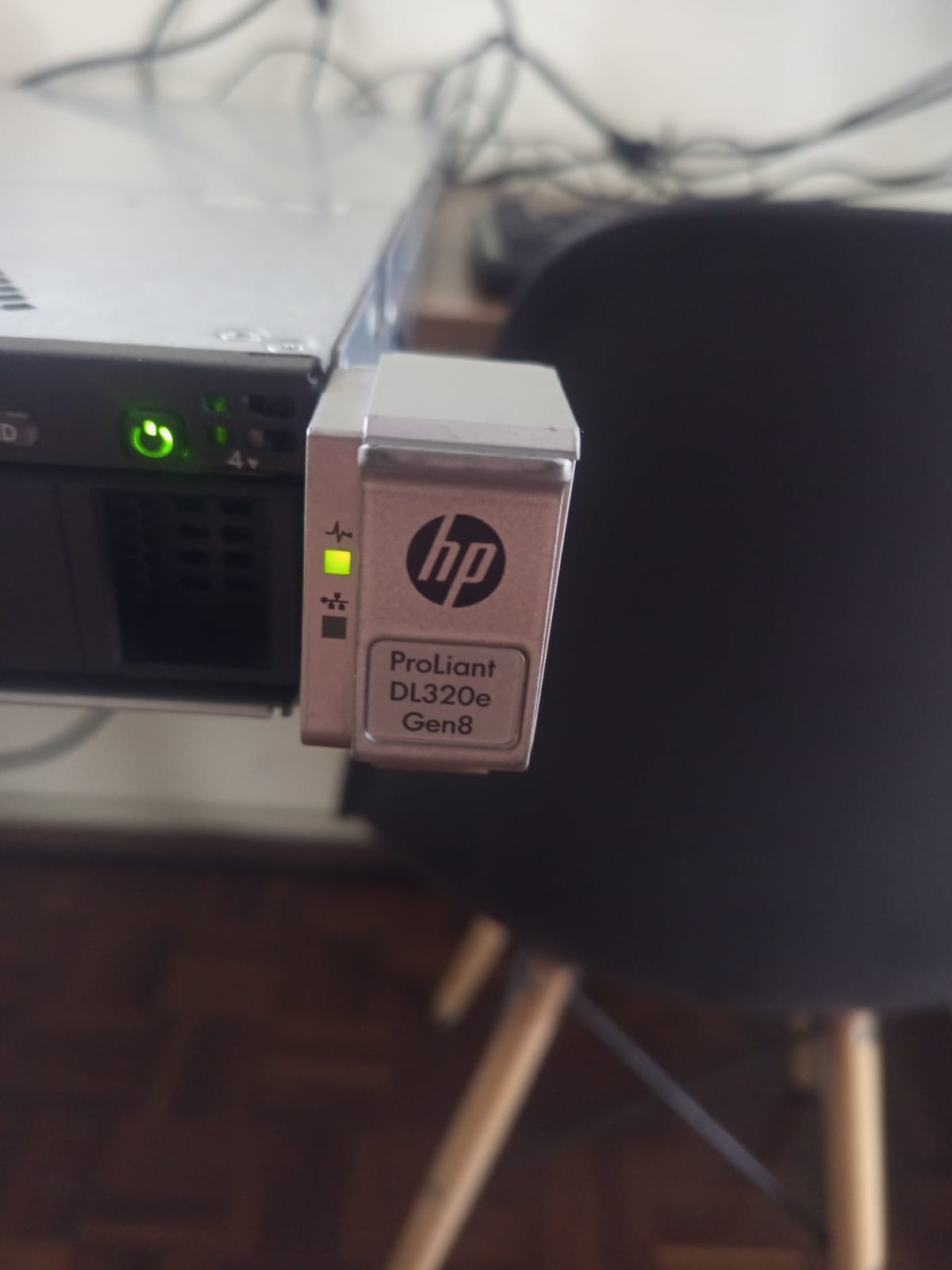 Servidor HP ProLiant DL320e Gen8 Xeon E3‑1230 v2 3.3 GHz 8 GB RAM 500 GB HDD - Image 2