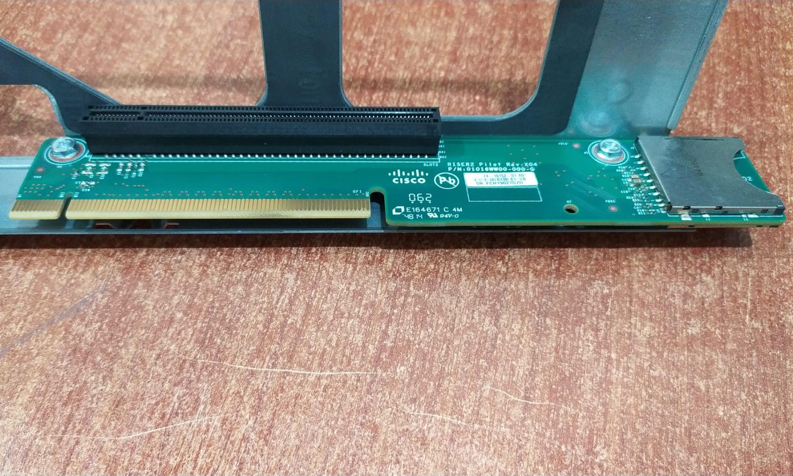 Riser PCIe Cisco RISER2 Pilot 01016WW00-000-G Rev X04 (Expansión Servidor UCS C220/C240) - Image 4