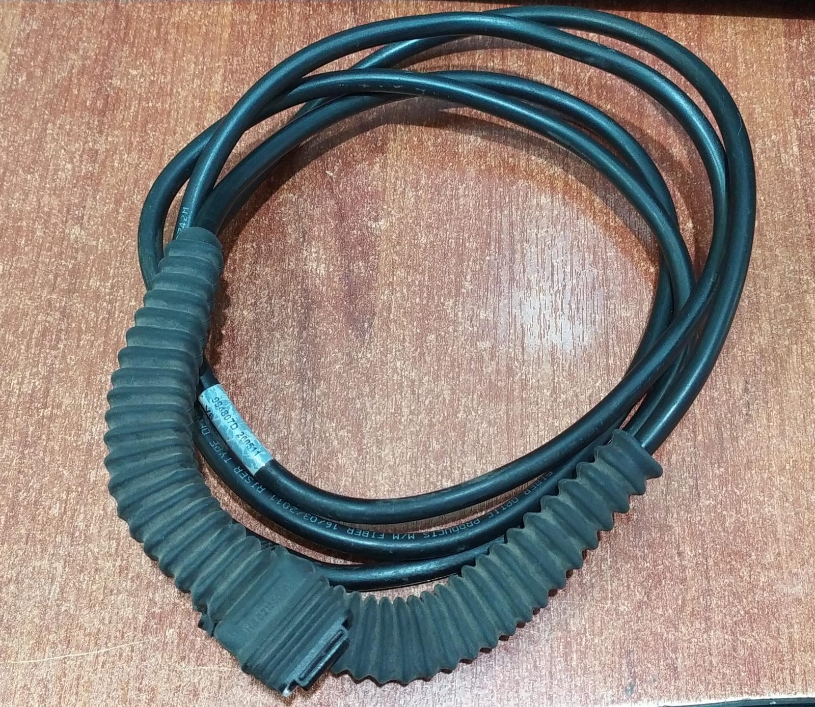 Cable de Fibra Óptica AMPHENOL 994807D OFNR 2m Multimodo Duplex Riser (M/M)