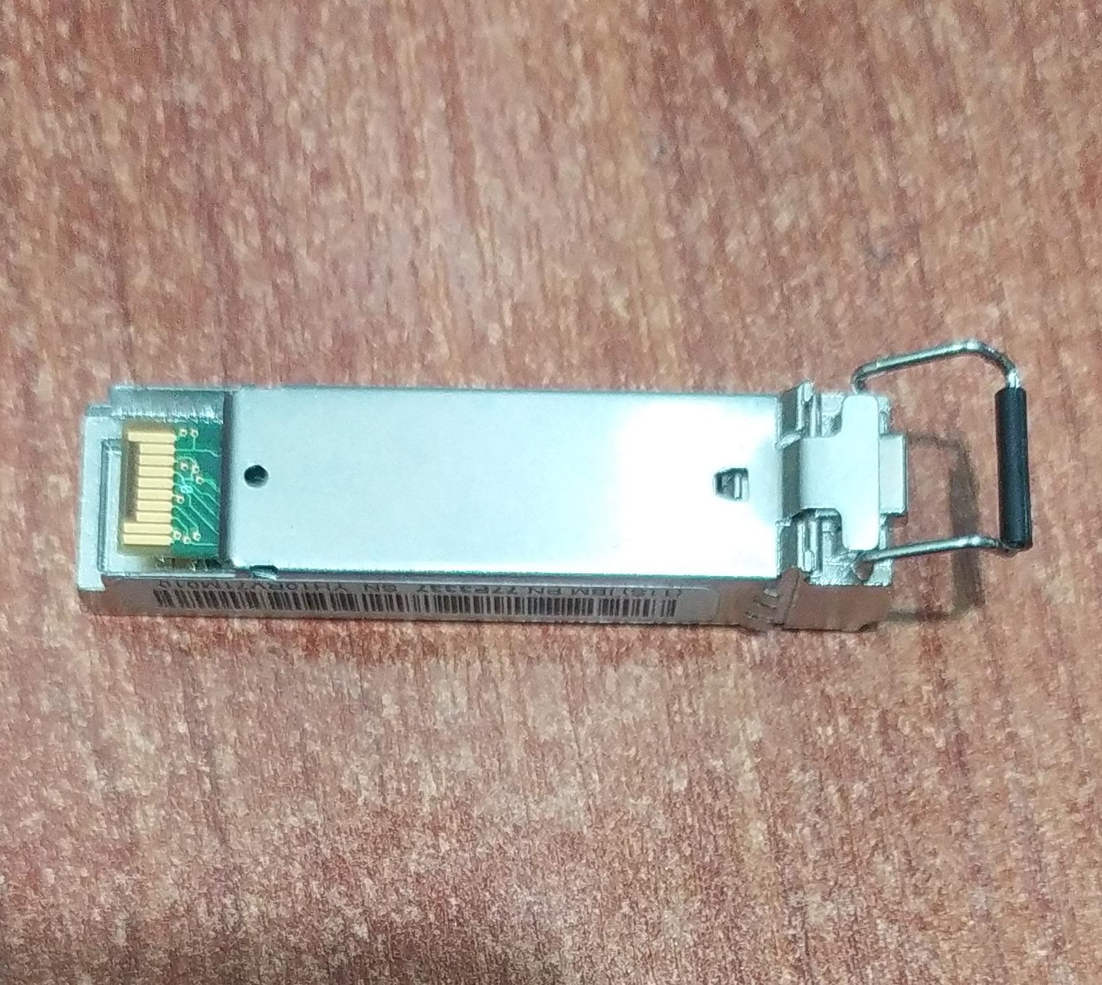 Módulo SFP 4 Gb IBM 77P3337 / FTLF8524P2BNL‑IB 850 nm (seminuevo) - Image 3