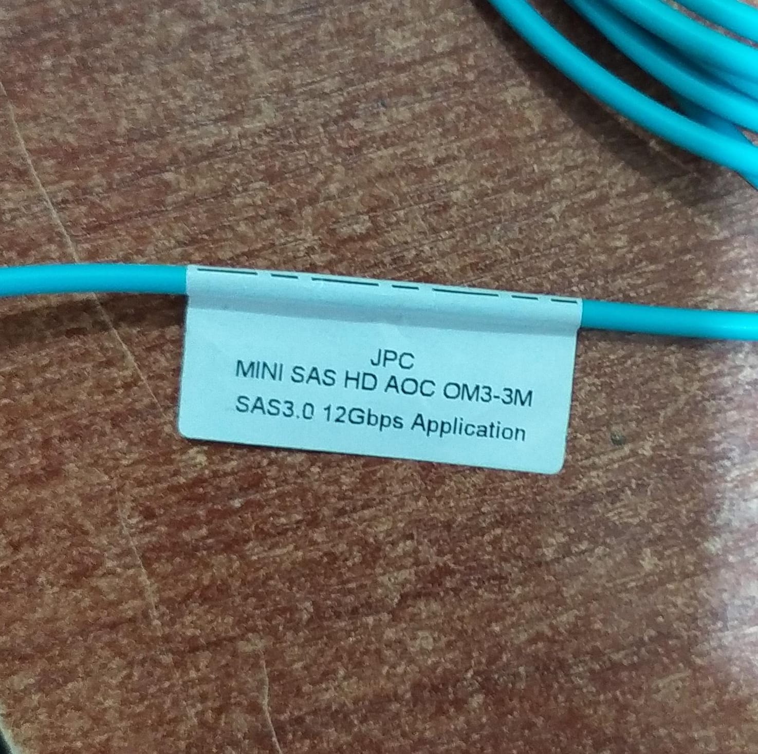 Cable Mini SAS HD AOC JPC P5300FC0003M‑1 3M 12Gbps OM3 (Oracle P7348776) Para SAS 3.0 - Image 3
