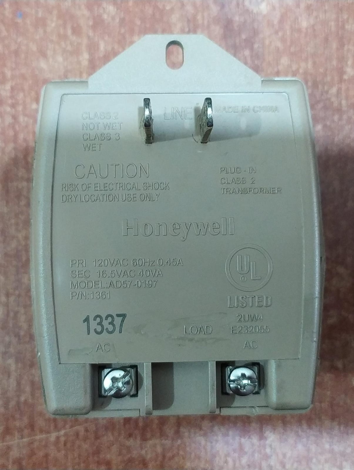 Transformador Honeywell AD57‑0197 / P/N 1361 · 120VAC 60Hz → 16.5VAC 40VA · Seminuevo