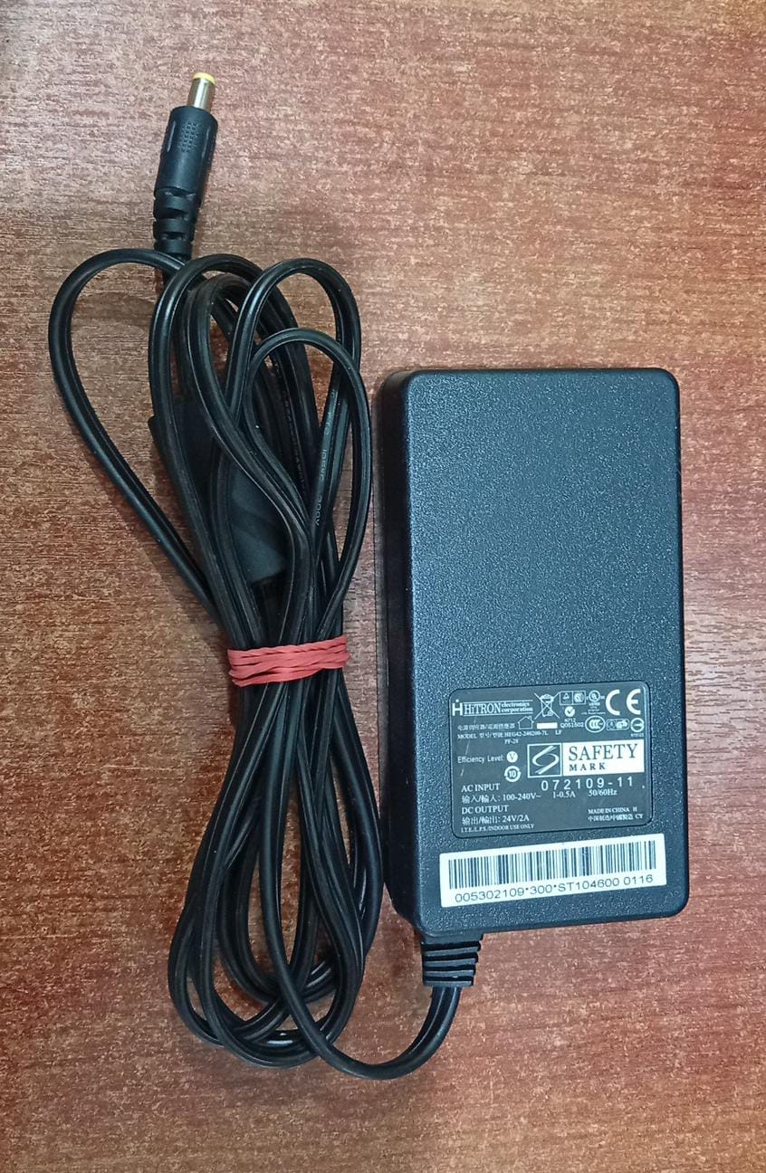 Adaptador de corriente HiTRON HEG42‑240200‑7L 24V 2A (usado) - Image 2