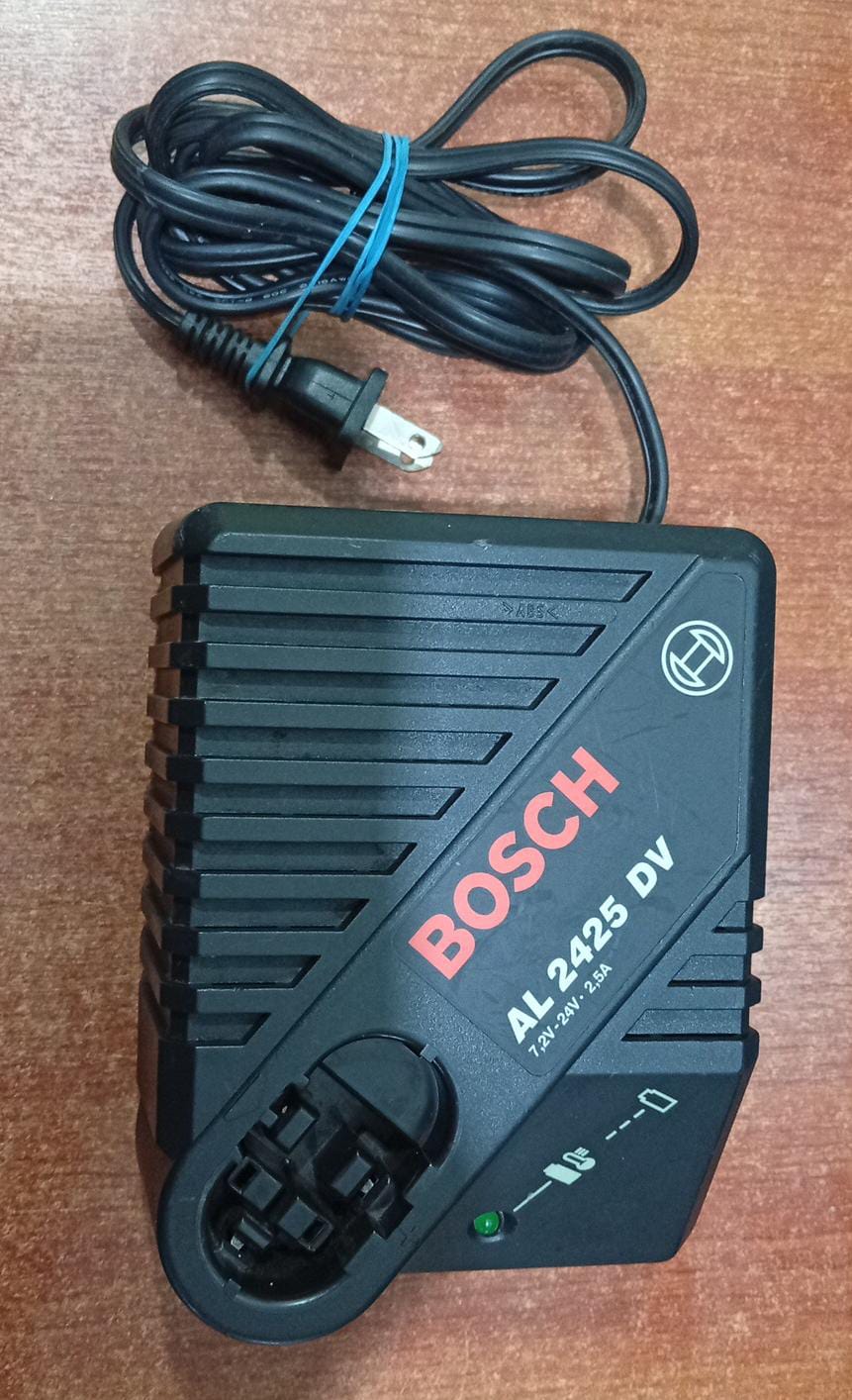 Cargador Bosch AL 2425 DV 7,2‑24 V 2,5 A Multivolt – usado (original Bosch)