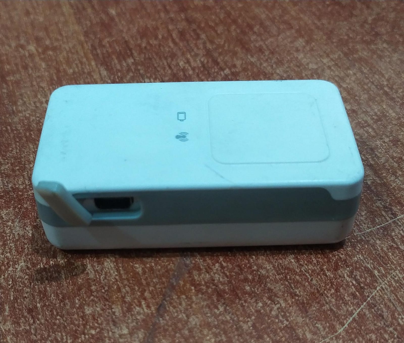 Rastreador GPS Queclink GL100 (S2-W0031) GSM/GPRS 1300mAh Para Vehículos y Activos - Image 3