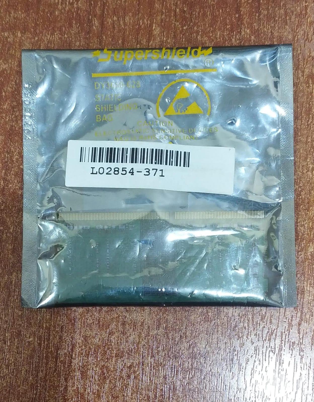 Memoria RAM SK hynix 4GB DDR4 2666 MHz 1Rx16 (HMA851S6CJR6N‑VK) – nueva y sellada - Image 3