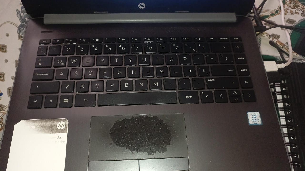 Laptop barata HP i3 7th 16gb RAM 1TB SSD DE USO - Image 6