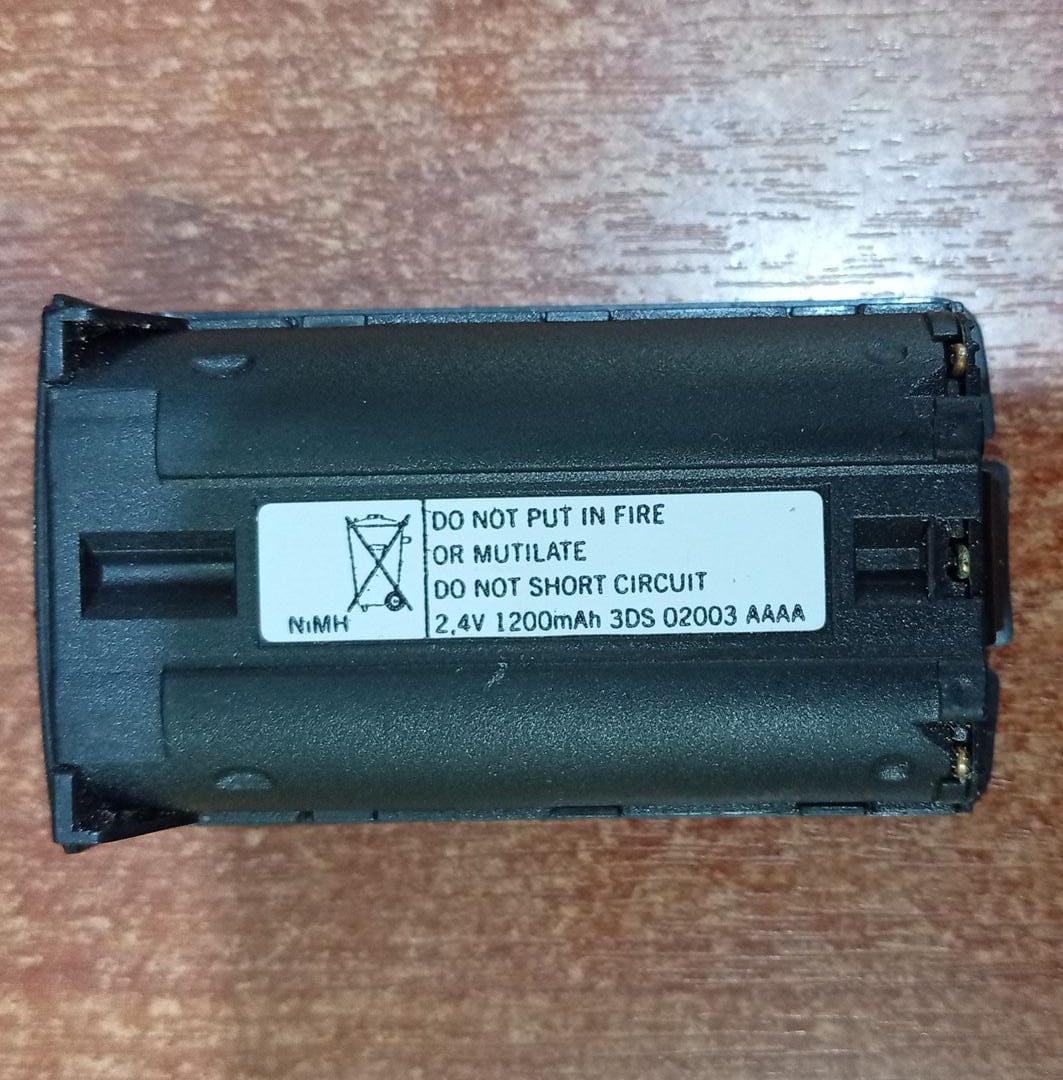 Batería usada NiMH 2.4 V 1200 mAh “3DS 02003 AAAA” (pack celdas)