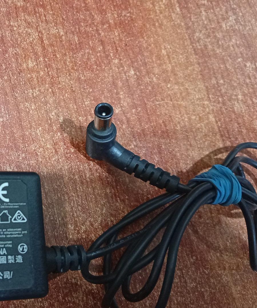 Adaptador de Corriente LG ADS‑18SG‑19‑3 19 V 0.84 A (Compatible Monitores LG) - Image 3