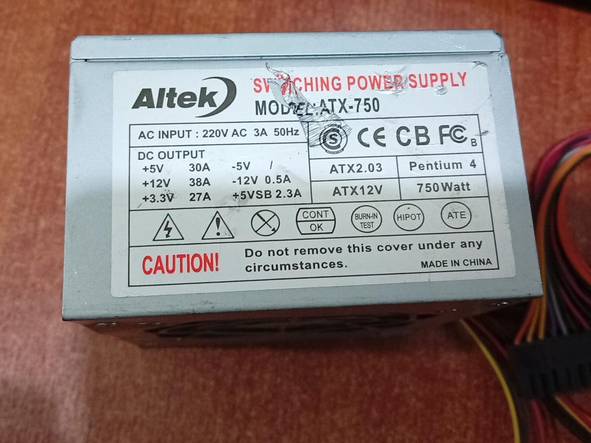 Fuente de Poder ATX 750W Altek Modelo ATX‑750 (Usado) - Image 2