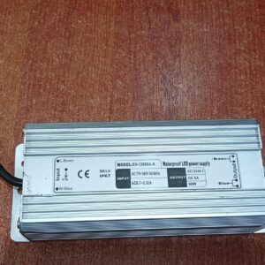 Fuente de Poder LED 12V 5A 60W IP67 | EV-12060A-N | a Prueba de Agua – Usada