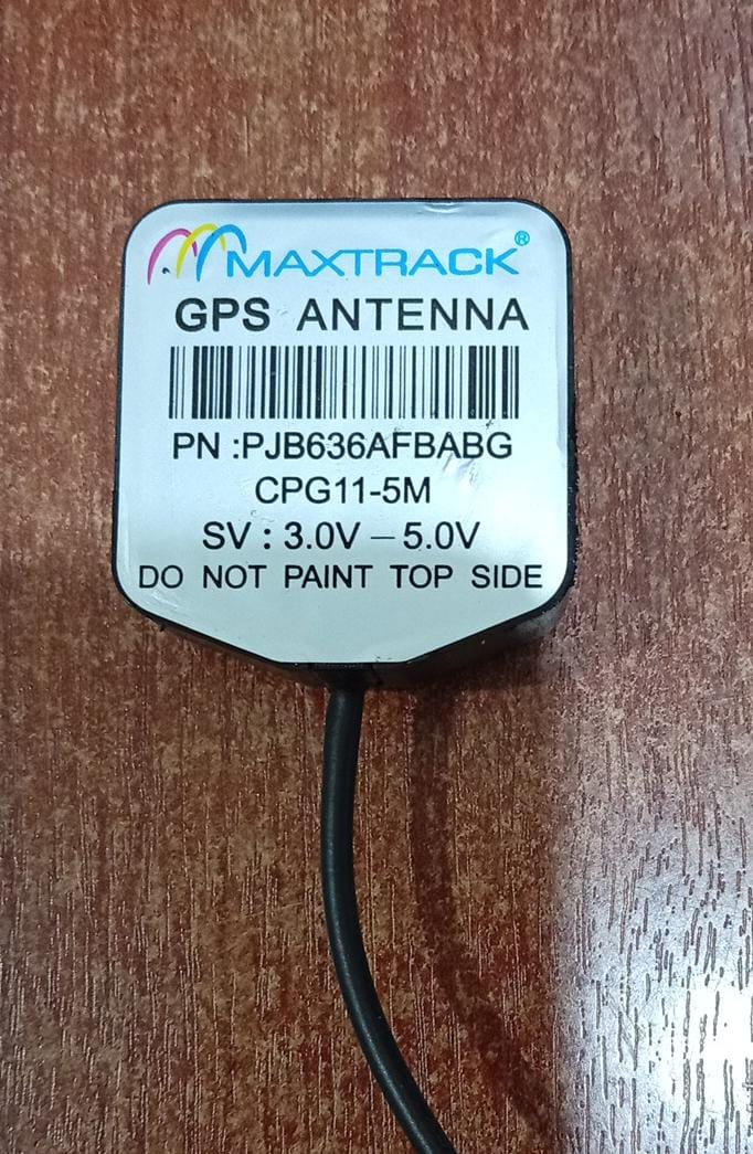 Antena GPS Seminueva MAXTRACK / PROFESSOR CPG11‑5M (P/N PJB636AFBABG) 3.0‑5.0V - Image 4