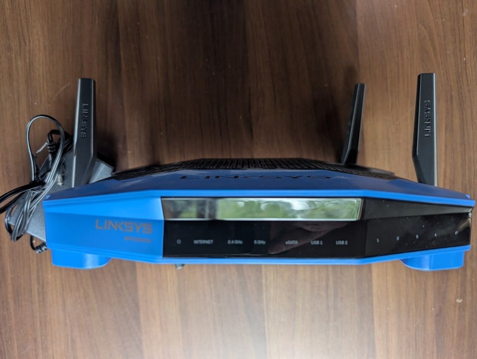 Router Wi‑Fi Dual Banda Linksys WRT3200ACM AC3200 – usado - Image 2