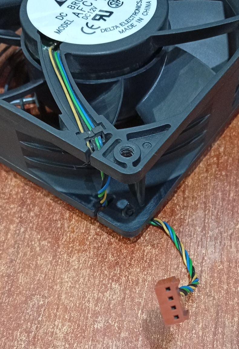 Ventilador Delta Electronics AFC1212DE 120×38 mm 12V 1.60A PWM – Usado - Image 4