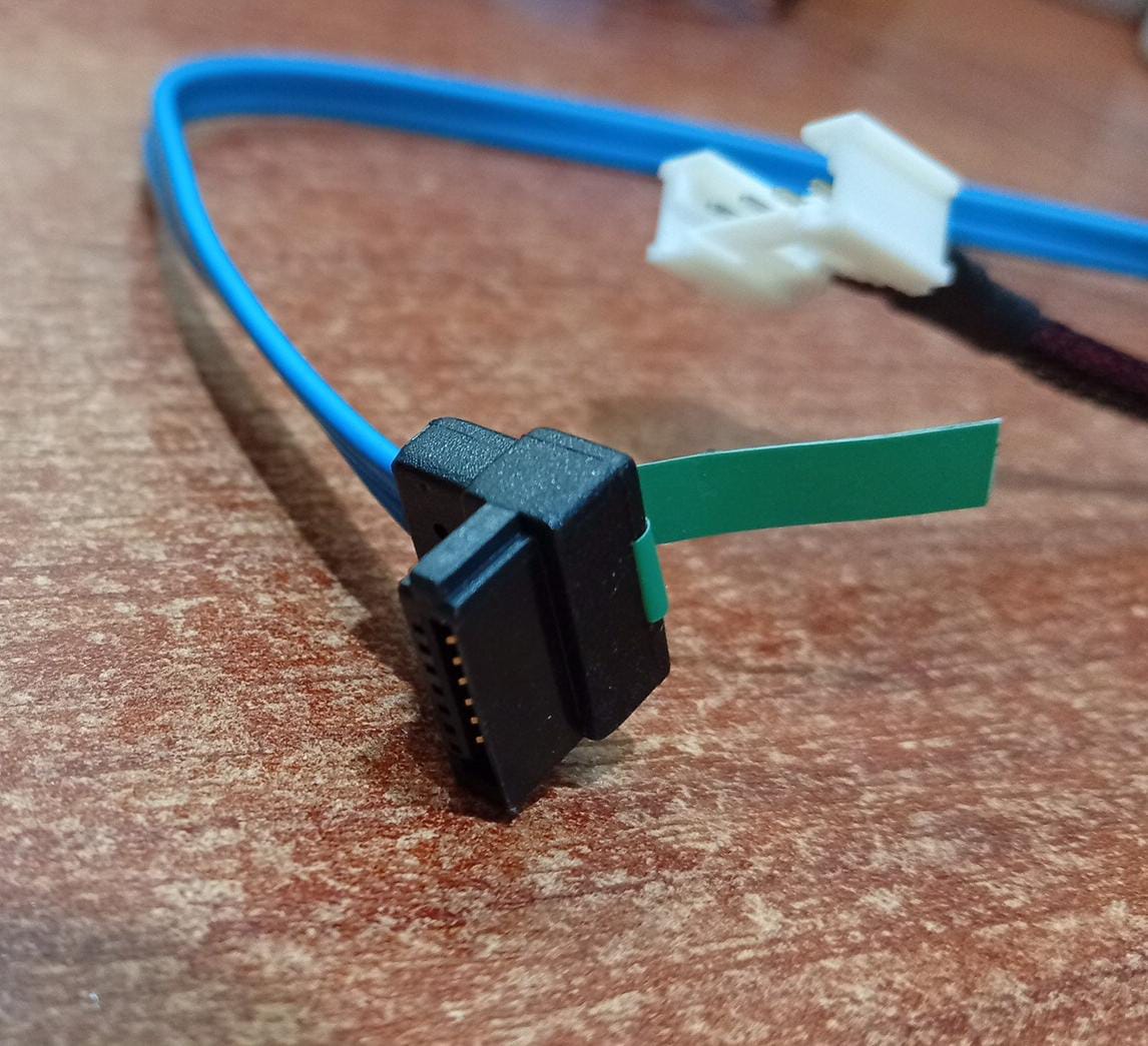 Cable SATA HP 484355-001 Amphenol 6017B0164301 Power/Data Interno Seminuevo - Image 4