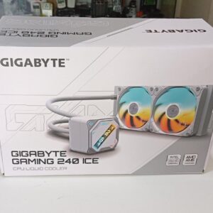 Gigabyte GAMING 240 ICE – Refrigeración Líquida AIO 240mm, ARGB, Intel LGA1700/1851 & AMD AM5