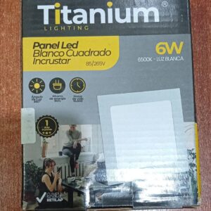 Panel LED Titanium 6W Cuadrado Empotrable 6500K Blanco Frío - Nuevo