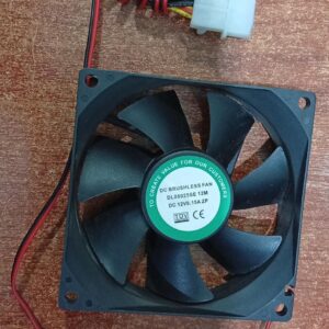 Ventilador DC Brushless DL08025SE 12V 0.15A 80x80x25mm 3 Pines