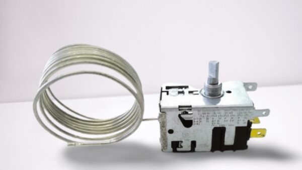 TERMOSTATO ESTÁNDAR TIPO B0 BN 077B0967L 4501 SEMINUEVO